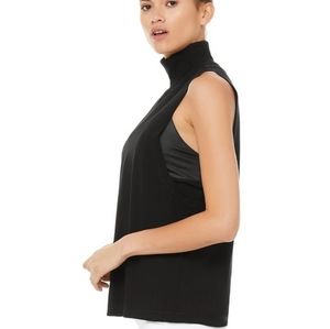 Alo yoga top